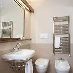 מלון Ristorante Bucaneve 3*