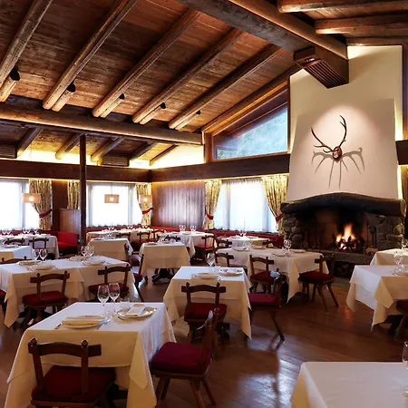 מלון Ristorante Bucaneve