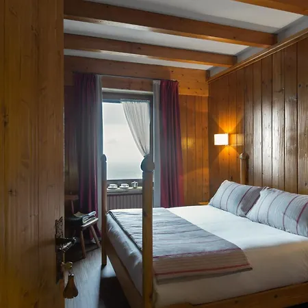 Ristorante Bucaneve فندق