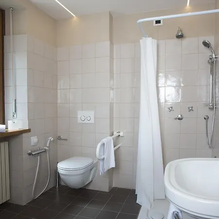 Ristorante Bucaneve فندق 3*