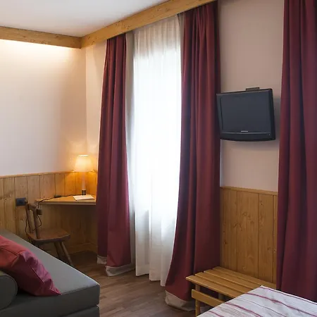 Hotel Ristorante Bucaneve 3*